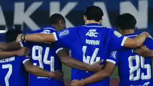 Persib-Bandung-Stadion-GBLA-Madura-United-Merangkul.jpg