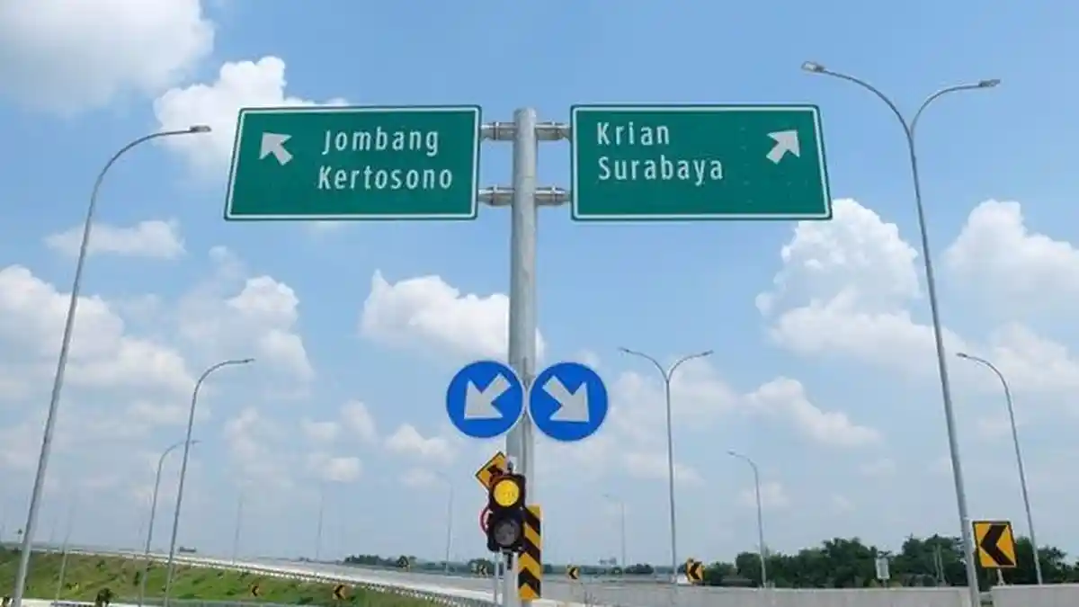 Wajib Paham, Inilah Arti Macam-macam Warna pada Plang Rambu Lalu Lintas