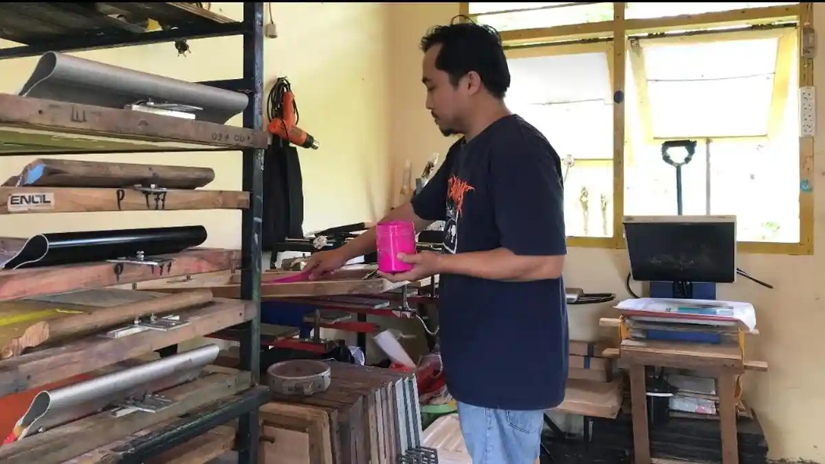 Khairil Mayah Cerita Usaha Sablon Kaos di Kota Gorontalo, Berawal dari Modal Rp500 Ribu