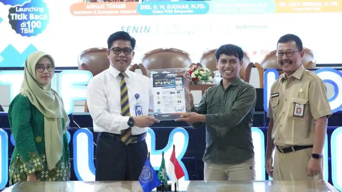 Gandeng MPI Banyumas, UMP Hibahkan Perpustakaan Digital Bagi Sekolah Muhammadiyah