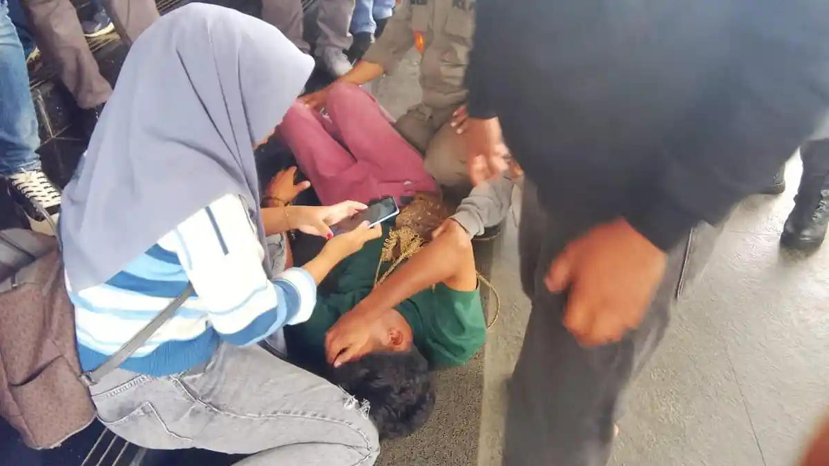 Seorang Mahasiswa di Morotai Maluku Utara Diduga Dianiaya Anggota Satpol PP Saat Unjuk Rasa