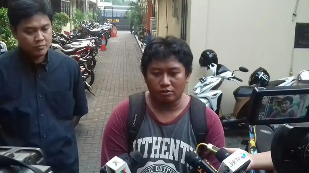 Kameramen Kompas TV Laporkan Pemukulan Salah Satu Ormas