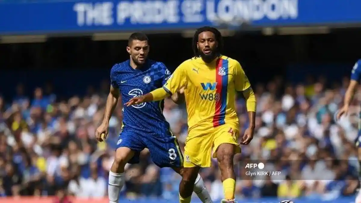 PROFIL Jairo Riedewald, Pemain Crystal Palace Buka Peluang Gabung ke Timnas Indonesia