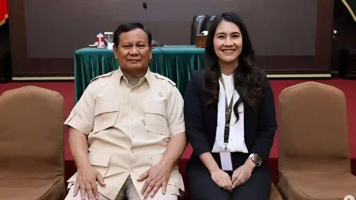 Wanita Berdarah Bali Ratu Isyana Bagoes Oka Duduki Posisi Wamen ...