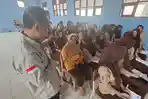 PWI Kotabaru Go to School di SMKN 1 Sungai Durian, Pelajar Antusias Kenali Dasar Jurnalistik 