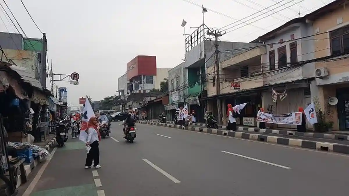 Sosialisasikan Caleg dan Ide Partai, Kader PKS di Depok Gelar Flashmob