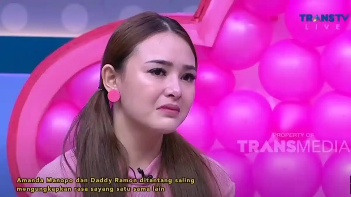 Tangis Amanda Manopo Pecah Bertemu Cinta Pertamanya di Hari Valentine