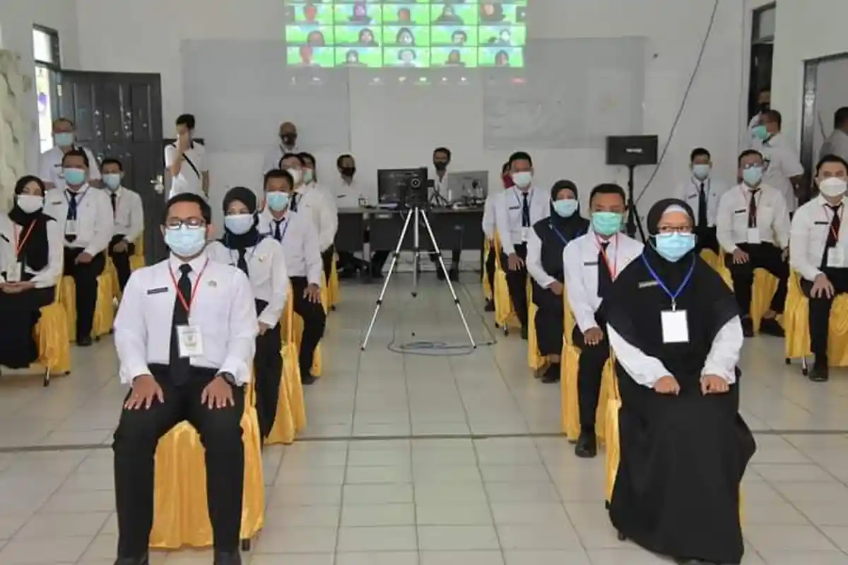 THR PNS, TNI dan Polri Dicairkan H-10, Gaji ke-13 Menyusul dan Ingat Waktunya