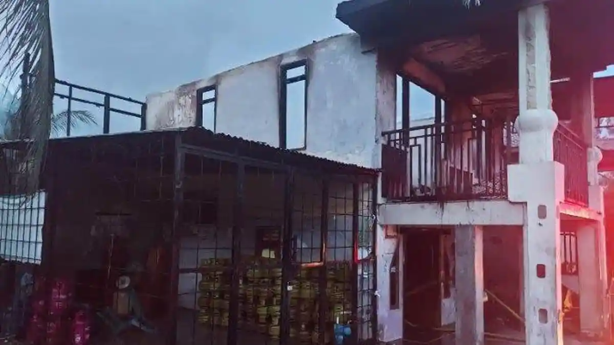 Rumah Warga Ulee Lheue Dilalap Sijago Merah