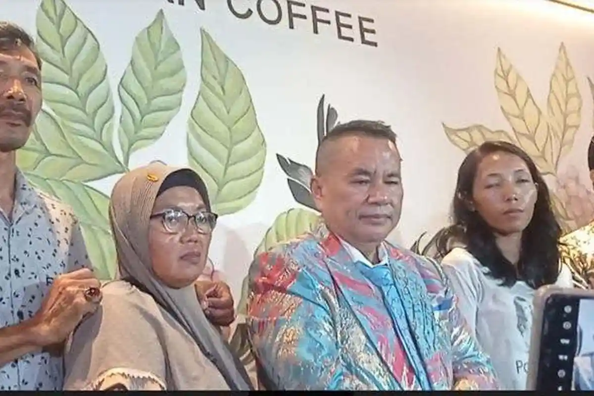 3 Pembunuh Vina Cirebon DPO, Hotman Paris Desak Penyidik Panggil Keluarganya, Duga Dilindungi Oknum