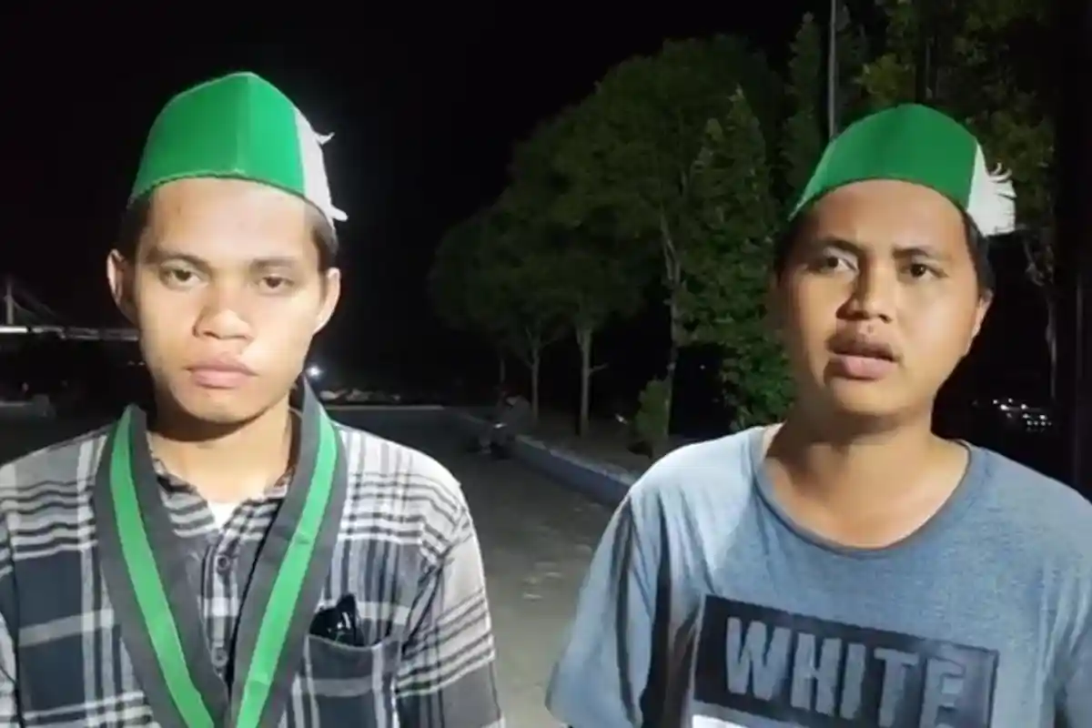 Massa HMI Mamuju Bertahan di Kantor Gubernur Sulbar hingga Malam Ini, Tunggu Ditemui Prof Zudan