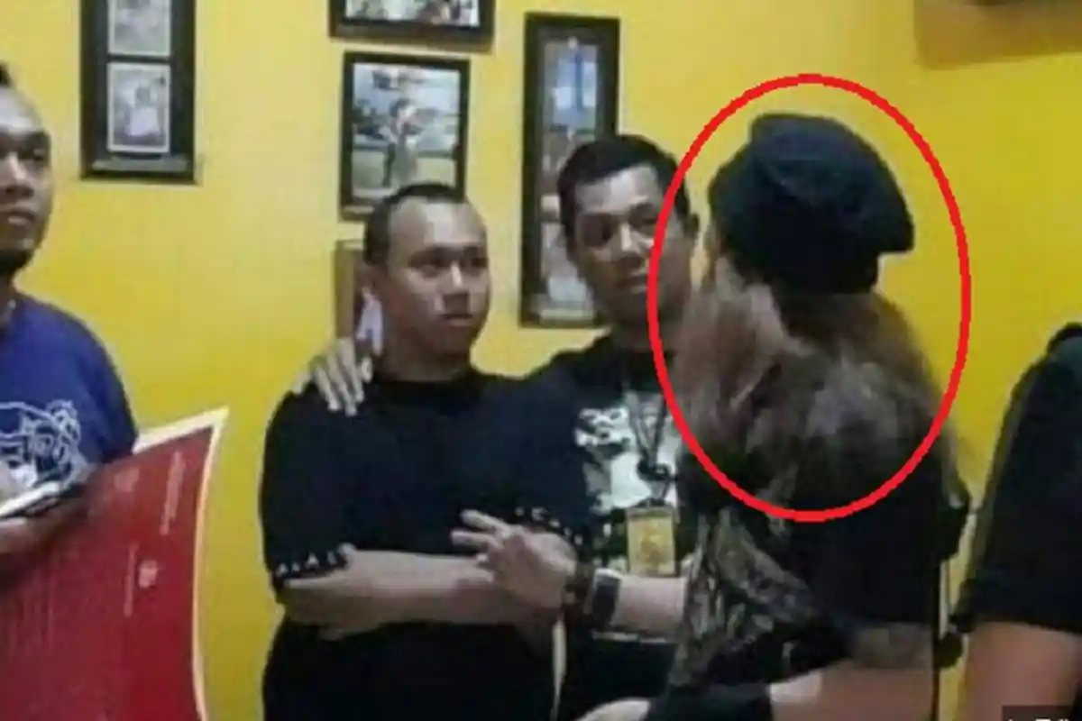 Gondrong dan Pirang, Inilah Aiptu Zakaria Polisi yang Ikut Tangkap Pria Poso Mau Penggal Kepala RI-1