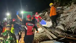 Empat-warga-tertimbun-purworejo.jpg