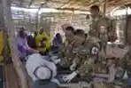 TNI di Darfur Beri Bantuan Kesehatan Pada Masyarakat Lokal