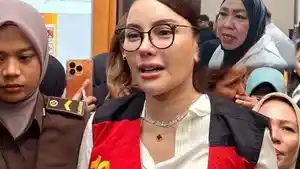 pengusaha-di-persidangan-nikita3.jpg
