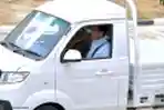 Jokowi Jajal Mobil Pick Up Esemka Bima