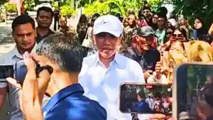 20260531-Jokowi-temui-warga-di-rumahnya-di-Solo.jpg