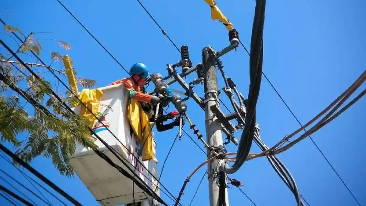 PLN UIW NTB Perkuat Keandalan Listrik Pasca Idulfitri Lewat Program Liga Siekas di Praya