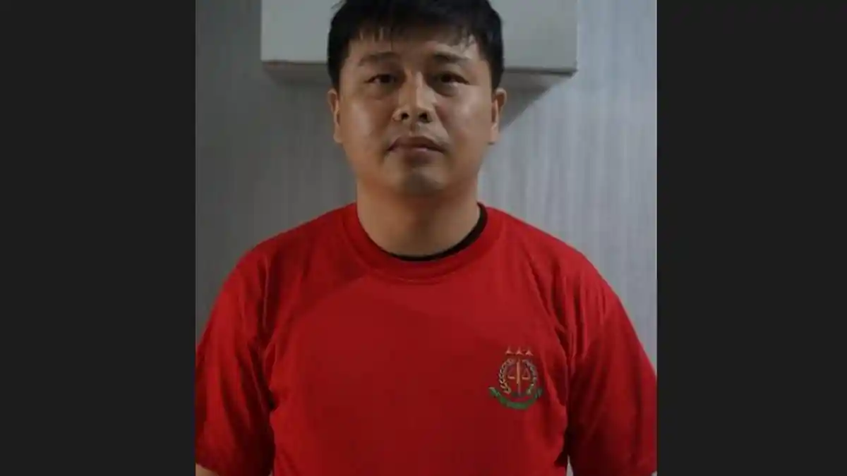 Tampang 2 Tersangka Penggelapan Pajak Rp 244 Miliar, Kejari Medan Terima Berkas Tahap II