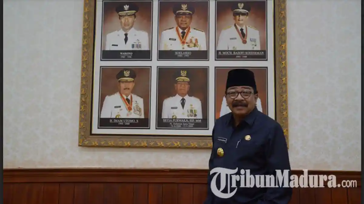 Pimpin Jatim Dua Periode Sudah Raih 100 Prestasi Lebih, Ini Makna Dibalik Penghargaan Pakde Karwo