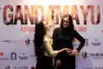 Ayu Laksmi dan Ine Febriyanti