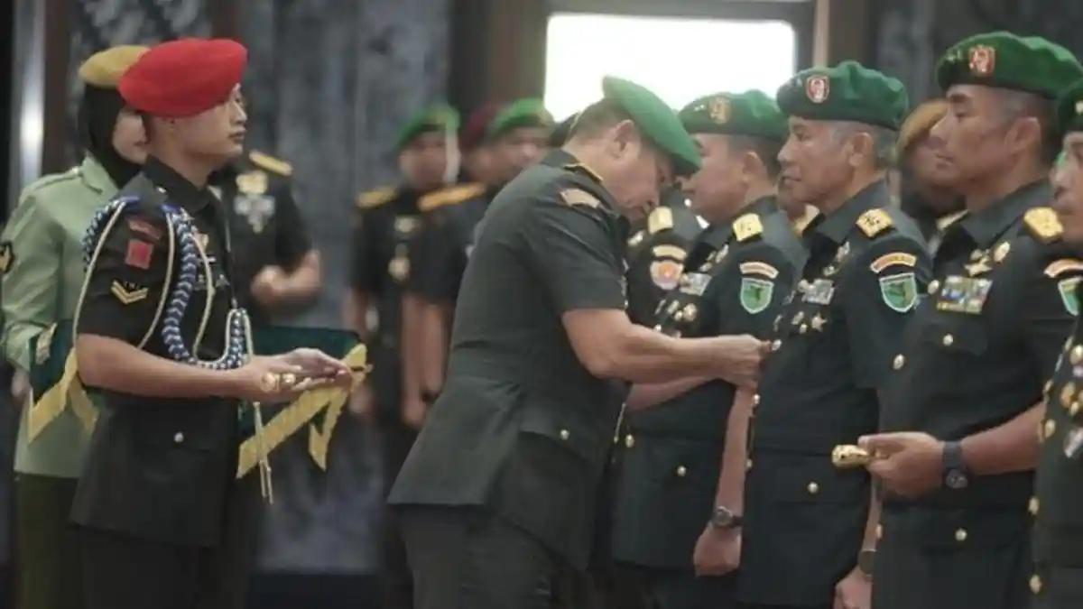 Rotasi Jabatan: Amrin Ibrahim Jabat Pangdam XVII/Cenderawasih, Rudi Puruwito Jadi Aslog Kasad