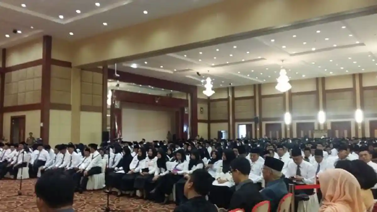 Inilah Nama-nama Pejabat Eselon II Pemprov Kepri yang Dilantik Gubernur Nurdin Basirun
