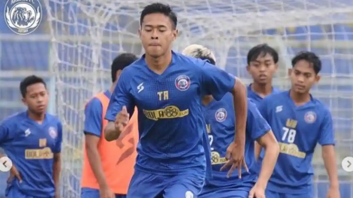 Berita Arema Populer Senin 3 Mei 2021: 2 Pemain Ini di Panggil Timnas & Kondisi Jelang Libur Lebaran