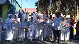 PELAJAR-Ratusan-pelajar-dari-MIS-Fatimiyah-Ende.jpg