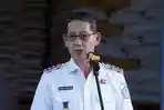 Wali-Kota-Bitung-Hengky-Honandar-Dikabarkan-gaji-dan-TPP-13-ASN-Pemkot-Bitung.jpg