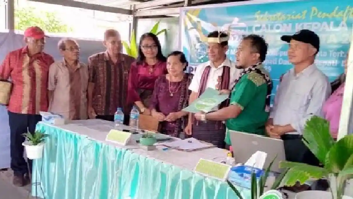Sinun Petrus Manuk Mendaftar Sebagai Calon Bupati Lembata di PKB