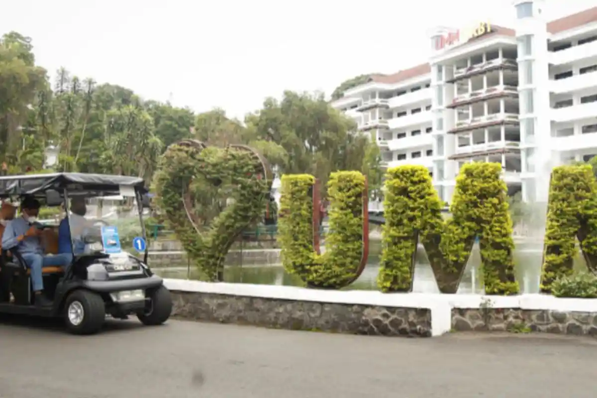 UMM Sediakan Lima Mobil Golf Untuk Mobilitas di Kampus III