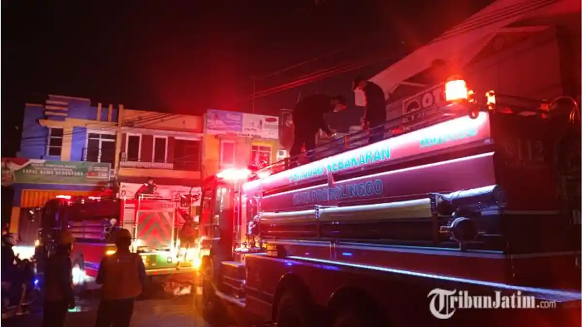 3 Ruko di Kota Probolinggo Terbakar, Sumber Api Bikin Petugas Kesulitan, Ada yang Milik Anggota DPRD