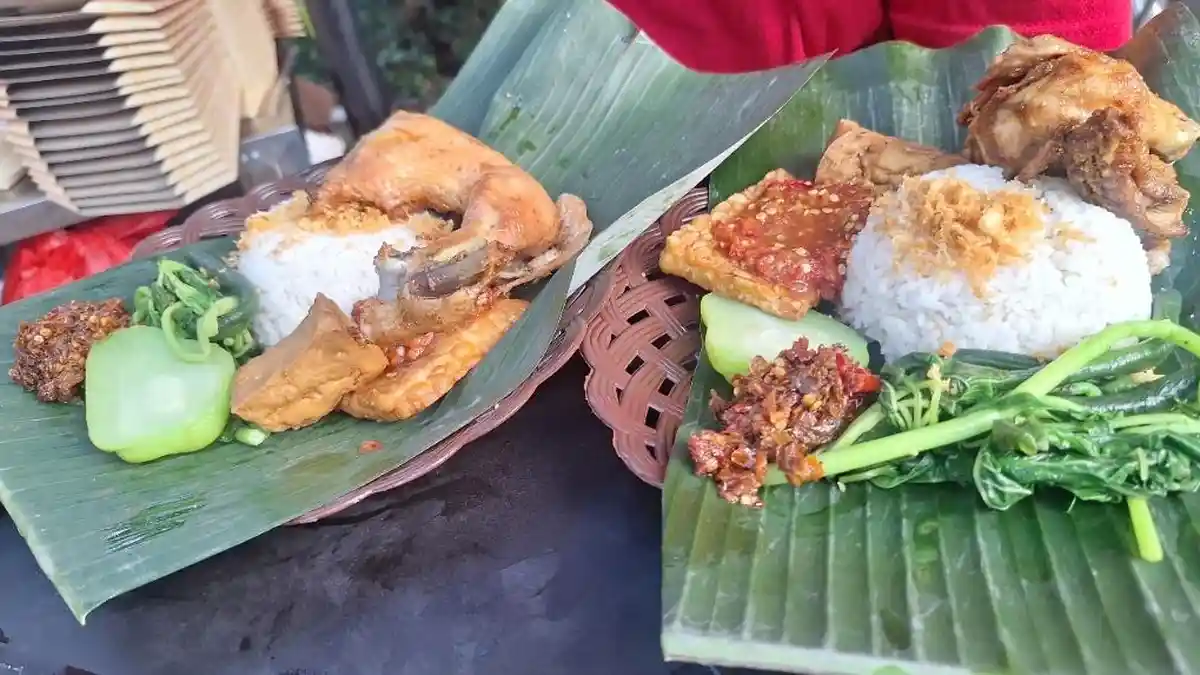 King Abdi dan Vicky Nitinegoro Buka Cabang Baru Sego Tempong, Harganya Merakyat Rasanya Enak