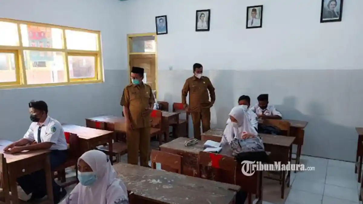 Gubernur Khofifah Minta Guru dan Murid Membaca Doa di Jam yang Sama saat Sekolah