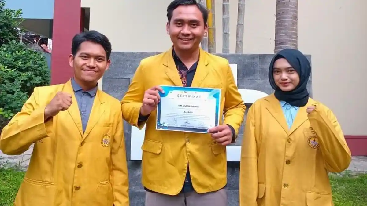 Tim Ngarah Osmo Unsoed Raih Juara 2 dalam Festival Sistem Informasi 2025