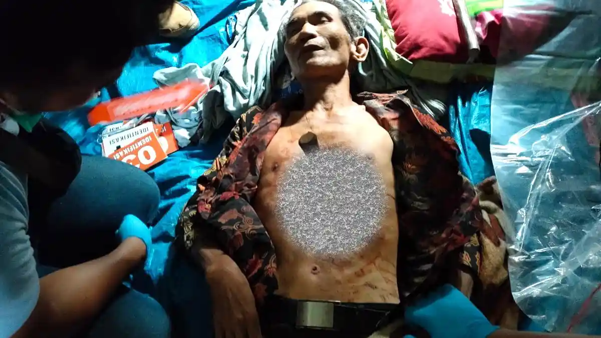 MENAKUTKAN, Pria Lansia di Nias Selatan Tewas Kena Tombak Usai Pulang Pesta, Ulu Hati Jebol
