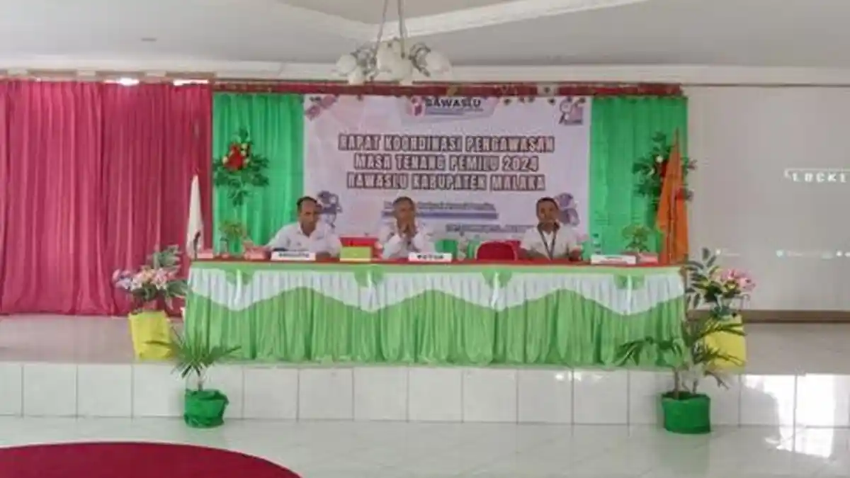 Jelang Masa Tenang, Bawaslu Malaka Imbau Parpol dan Caleg Turunkan Sendiri Alat Peraga Kampanye