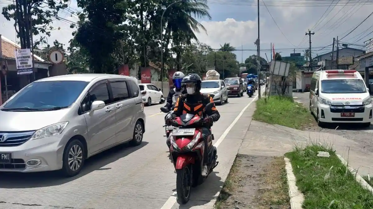 Pemudik Sepeda Motor Mendominasi Masuk Wilayah Ajibarang Banyumas