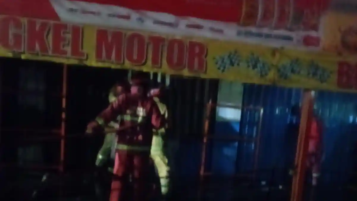Bengkel di Sentul yang Viral karena Getok Harga Hangus Terbakar, Asal Api Masih Misterius