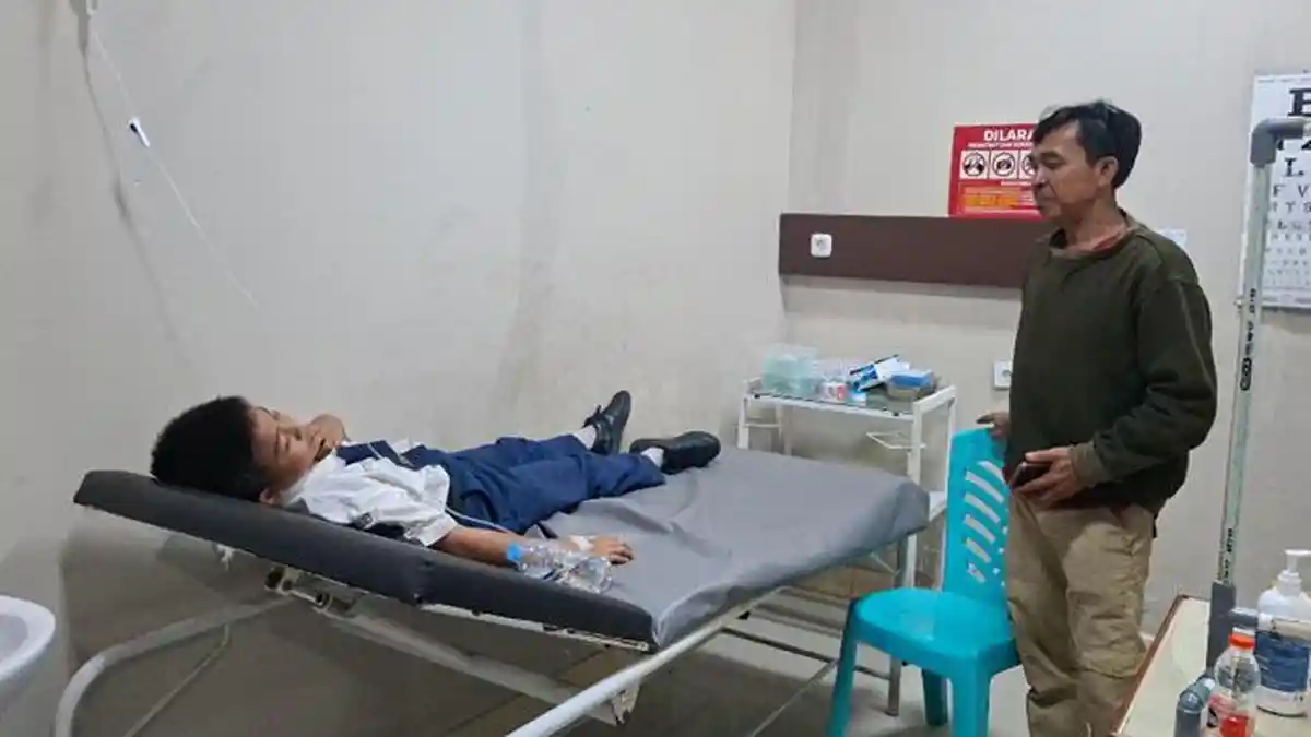 Kekhawatiran Orang Tua Korban Keracunan MBG di Bogor, Anaknya Bolak ...