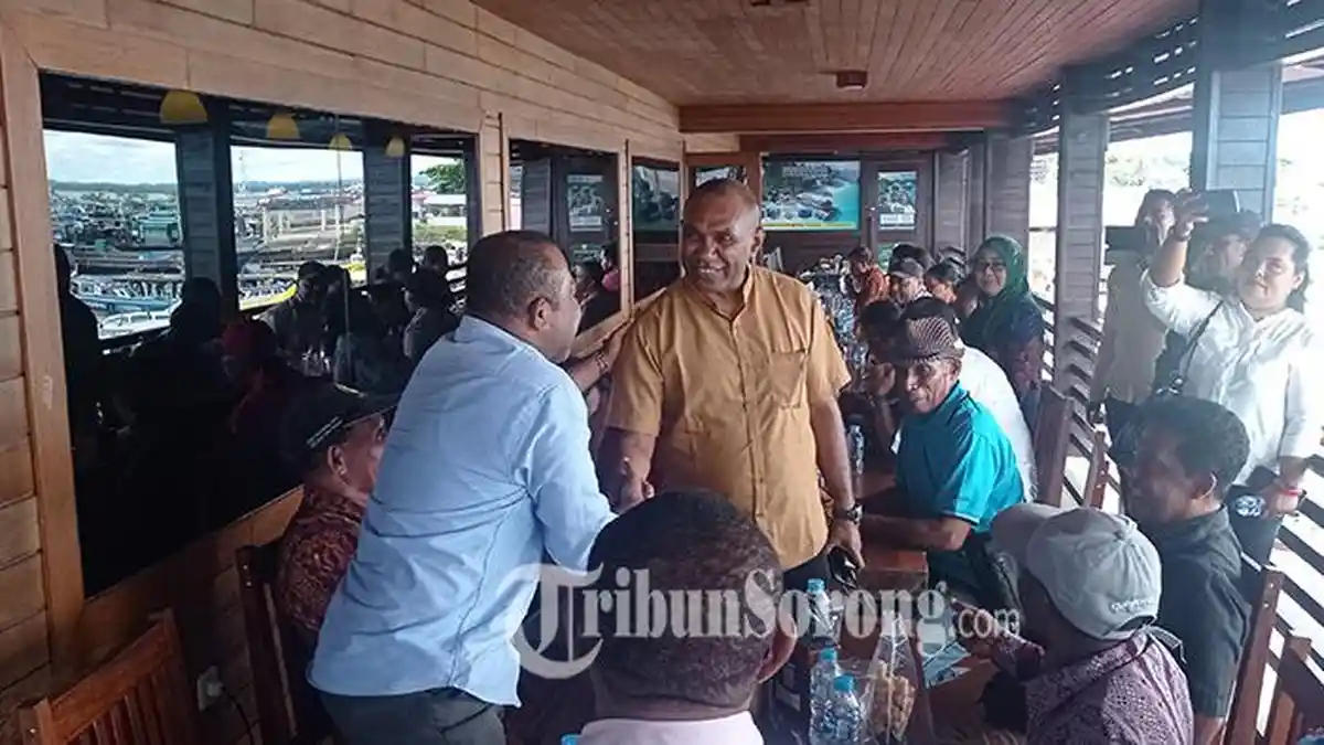 Yohanis Momot Raih Gelar Doktor, Gelar Ibdah Syukur Bersama Tokoh Agama