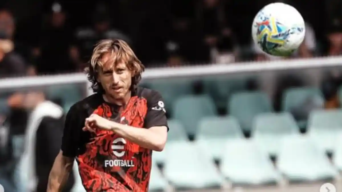 Luka Modric Nekat Main Bela AC Milan Meski Cedera Hingga Dipuji Legenda