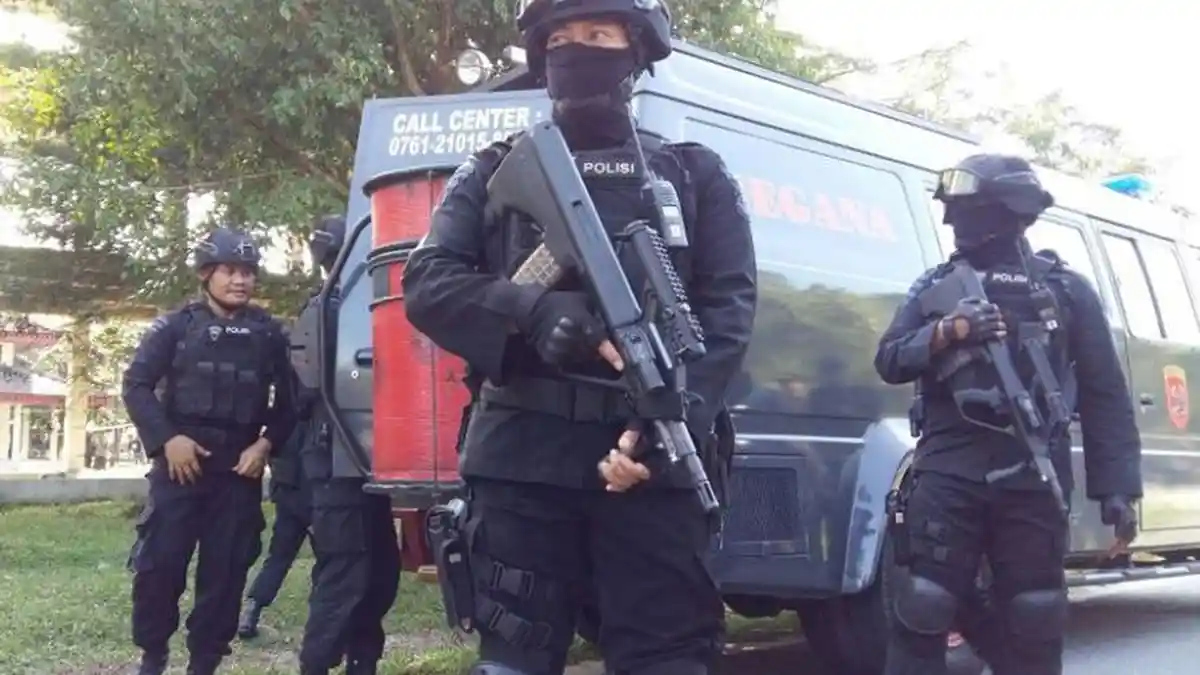 Densus 88 Anti Teror Dikabarkan Tangkap Dua Terduga Teroris di Makassar