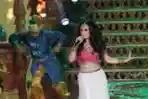 Zaskia Gotik Tampil di Mahabharata Show