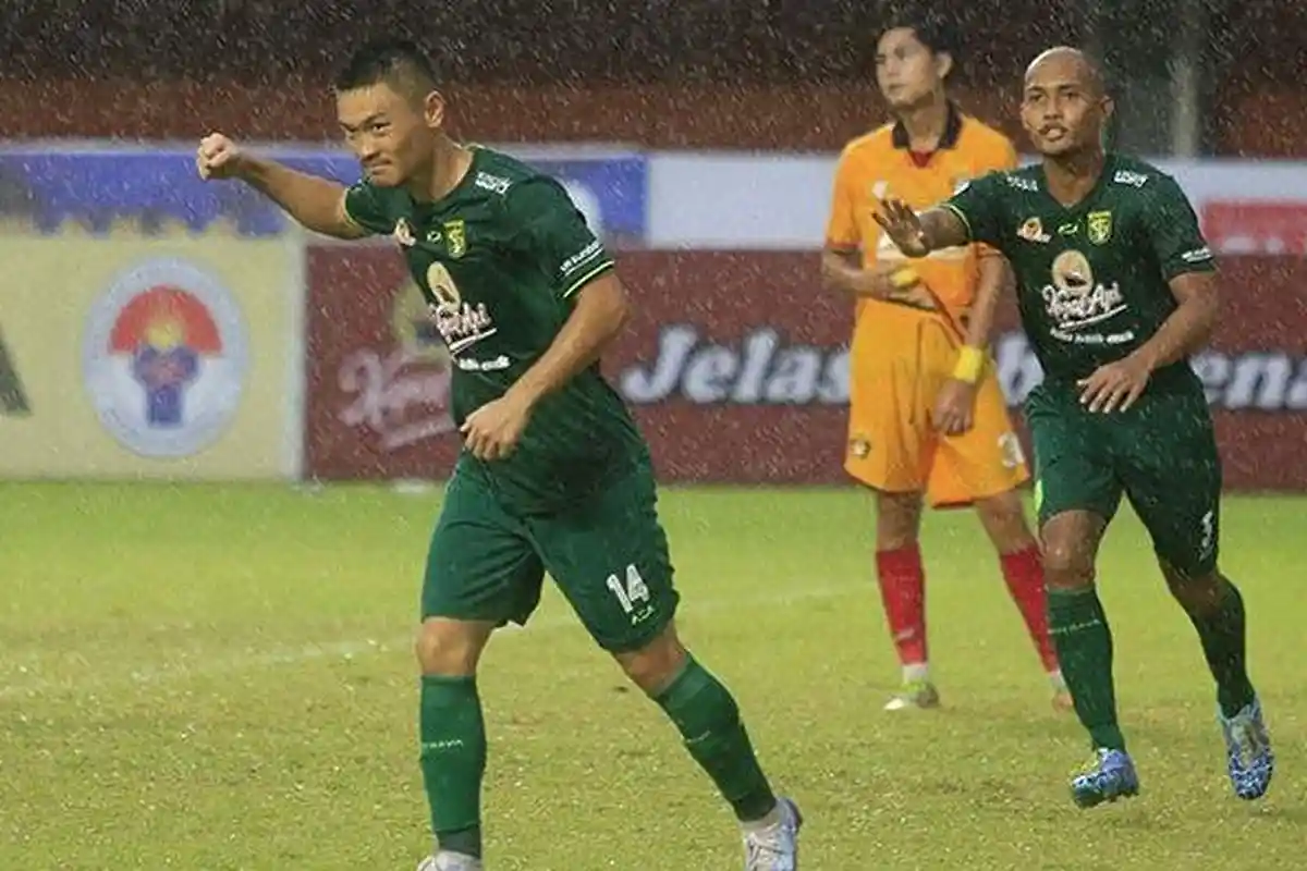 PREDIKSI SKOR Persik vs Persebaya Surabaya: Derby Jatim Beda Nasib, Macan Putih Masih Win Streak