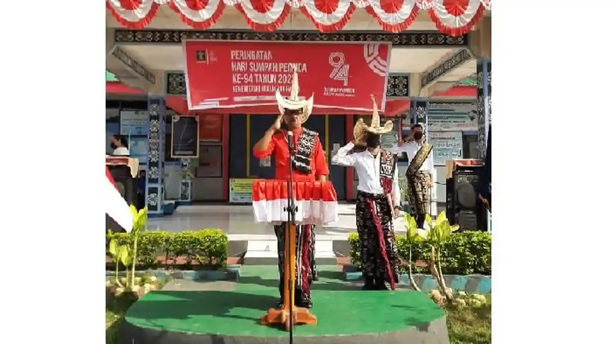 Jadi Irup Peringatan Hari Sumpah Pemuda, Kalapas Baa Kenakan Pakaian Adat Rote