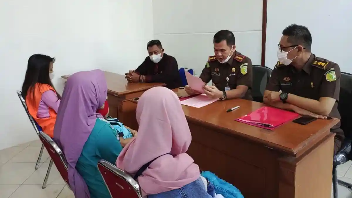 Kejari Kota Malang Laksanakan Restorative Justice, Tersangka Pencuri Pakaian Dibebaskan