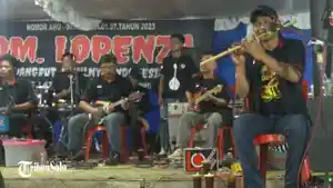 Aksi-panggung-Orkes-Melayu-OM-Lorenza-3.jpg