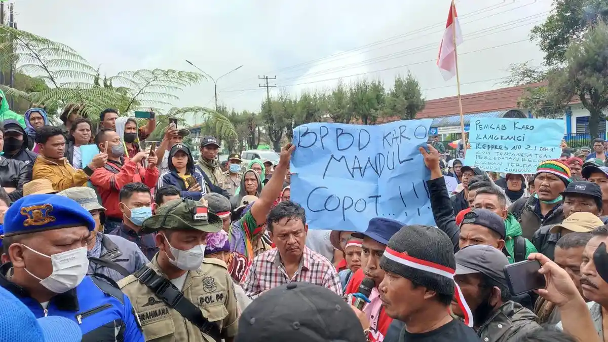 Warga Desak Kalak BPBD Karo Mundur, Dianggap Tak Mampu Selesaikan Masalah Lahan Usaha Tani di Siosar